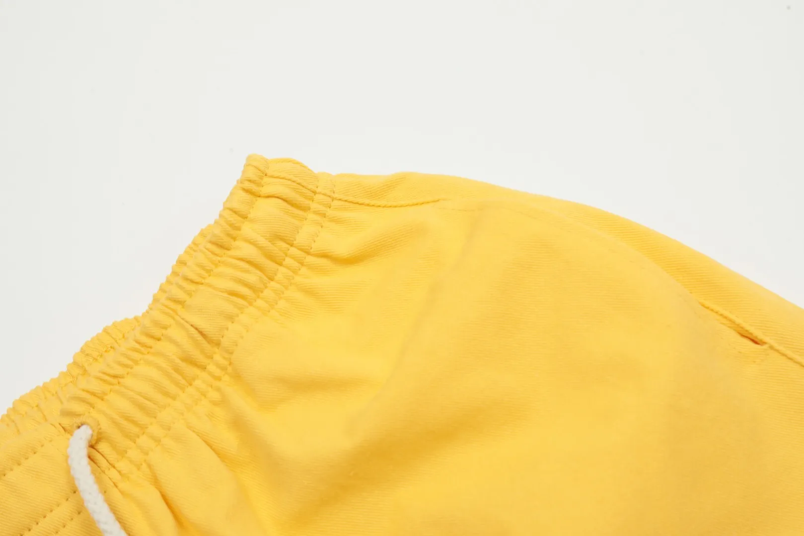 🅿️156 "Top Quality" Style No.: D001# [Ralph Lauren Paul small label war horse basic women's shorts] ✅Slim and sexy slim-fitting style for hot girls to show off the figure. Ten colorful colors. ✅Summer fresh, classic and versatile drawstring basic classic shorts. ✅Lazy style must-have item. The upper body has a fresh feeling. ✅Pure cotton twill wash, fermentation wash treatment, retro and texture. ✅Specially for platform live broadcast. Wholesale entities. Summer running style ✅Simple and easy to match, light American style, super great ✅Summer standard, small and sexy is YYDS, a must for petite girls. Color: light blue white dark green orange light green colored blue yellow pink khaki black Size: S-L #Elastic waistline can be stretched